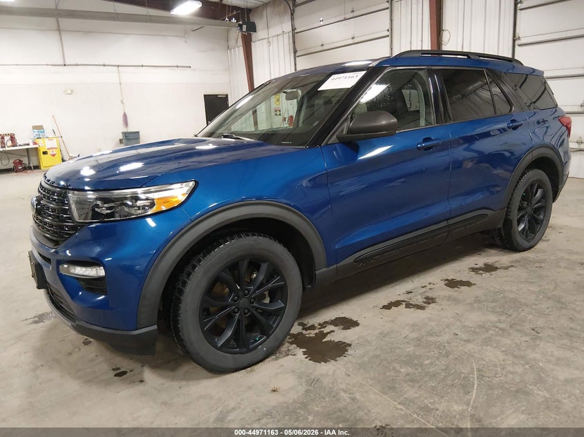 2020 Ford Explorer VIN 1FMSK8DH9LGC84754 IAAI salvage auction — HAIL, Salvage (Iowa), sold $8,800 on 2026-07-28 (photo 2)