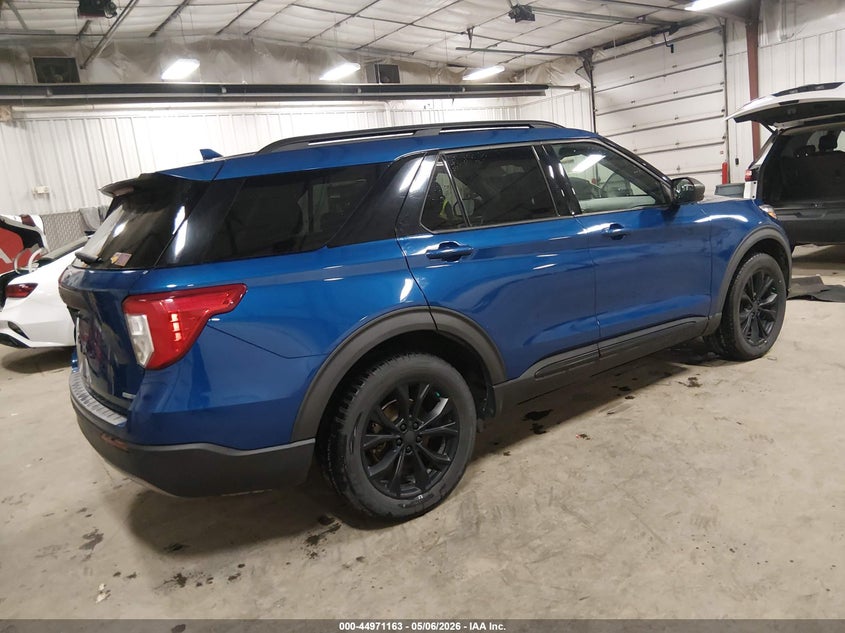 2020 Ford Explorer VIN 1FMSK8DH9LGC84754 IAAI salvage auction — HAIL, Salvage (Iowa), sold $8,800 on 2026-07-28 (photo 4)
