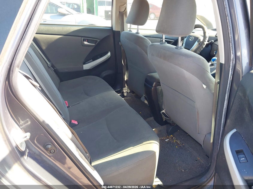 2012 Toyota Prius VIN JTDKN3DU0C1605725 IAAI salvage auction — NORMAL WEAR, Clear (Hawaii), sold $150 on 2026-07-14 (photo 8)