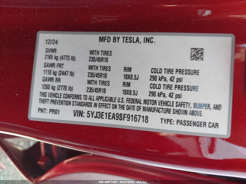 2025 Tesla Model 3 VIN 5YJ3E1EA9SF916718 IAAI salvage auction — LEFT SIDE, Salvage (California), sold $12,550 on 2026-07-30 (photo 9)