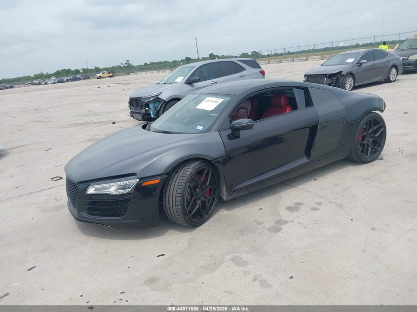 2015 Audi R8 VIN WUAAUAFG5F7000923 IAAI salvage auction — REAR END, Original (Texas), sold $41,250 on 2026-08-07 (photo 2)