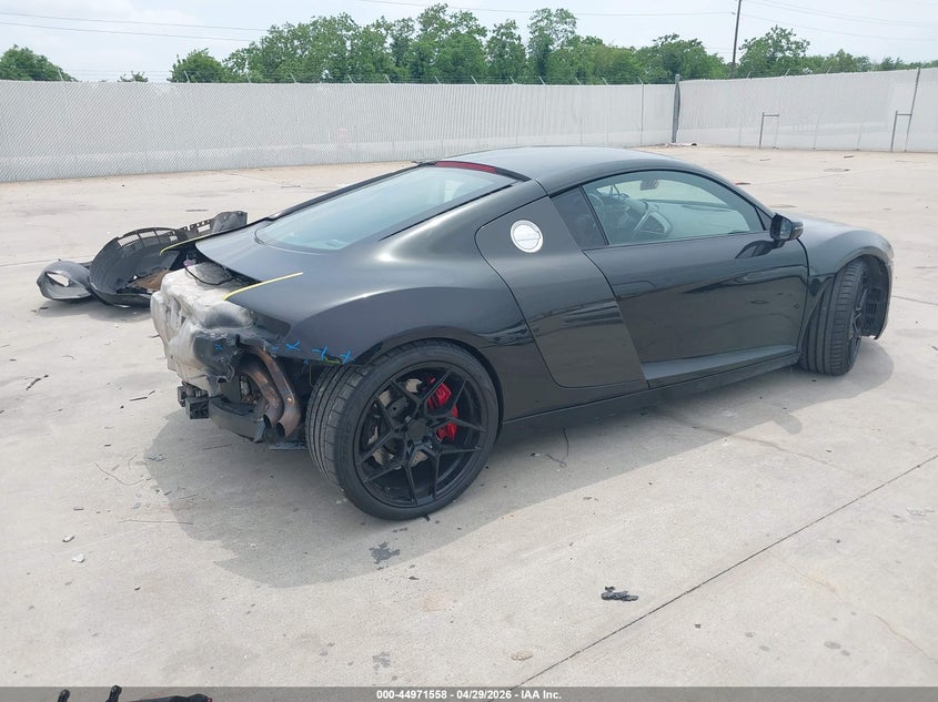 2015 Audi R8 VIN WUAAUAFG5F7000923 IAAI salvage auction — REAR END, Original (Texas), sold $41,250 on 2026-08-07 (photo 4)
