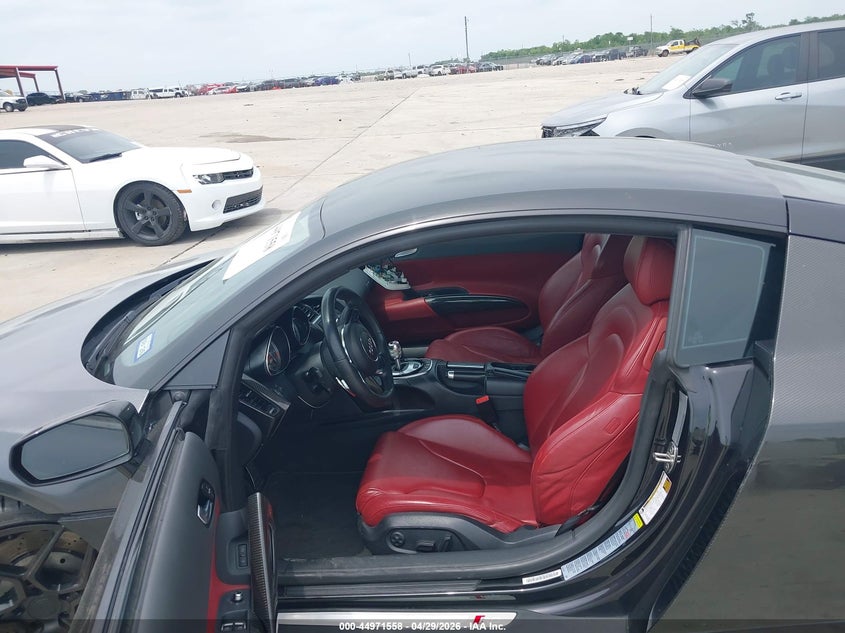 2015 Audi R8 VIN WUAAUAFG5F7000923 IAAI salvage auction — REAR END, Original (Texas), sold $41,250 on 2026-08-07 (photo 8)