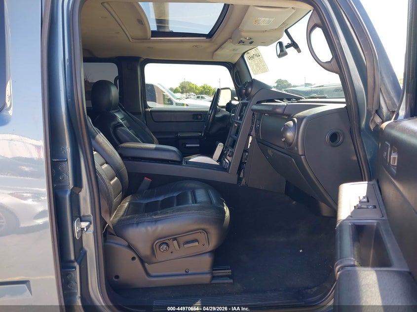 2006 Hummer H2 VIN 5GRGN22U96H120075 IAAI salvage auction — LEFT SIDE, Salvage (Oregon), sold $7,450 on 2026-07-23 (photo 5)