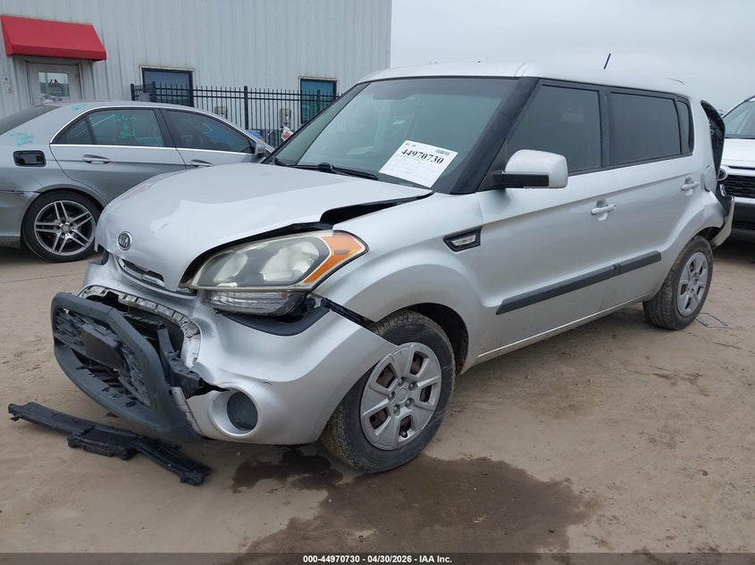 2012 Kia Soul VIN KNDJT2A59C7390061 IAAI salvage auction — FRONT & REAR, Salvage (Texas), sold $200 on 2026-07-14 (photo 2)