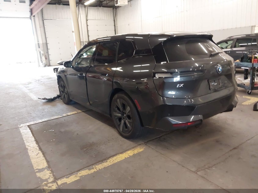 2023 BMW Ix VIN WB523CF03PCM92343 IAAI salvage auction — FRONT END, Salvage (Oregon), sold $18,400 on 2026-07-20 (photo 3)