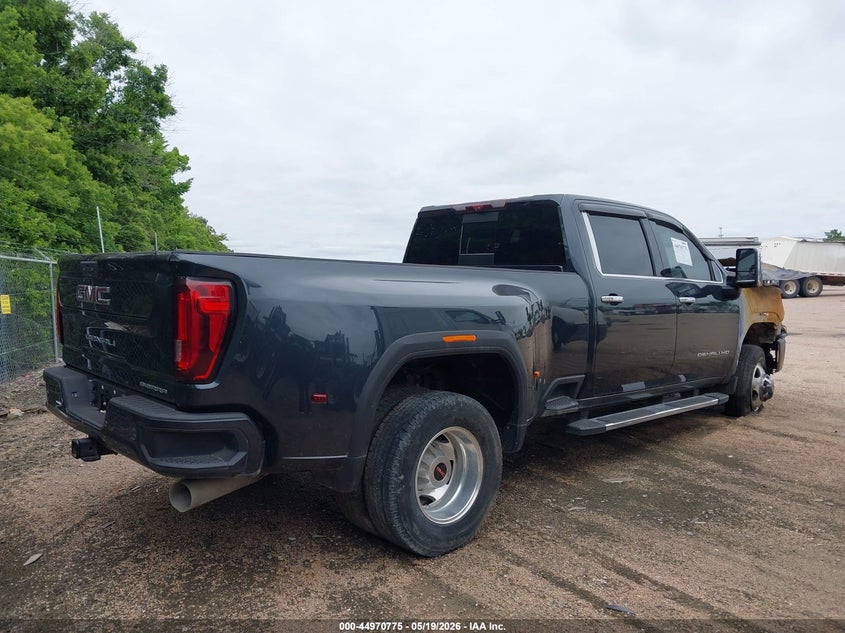 2023 Gmc SIERRA VIN 1GT49WEY1PF114864 IAAI salvage auction — ENGINE BURN, Non-Repairable (Kansas), sold $7,300 on 2026-07-31 (photo 4)