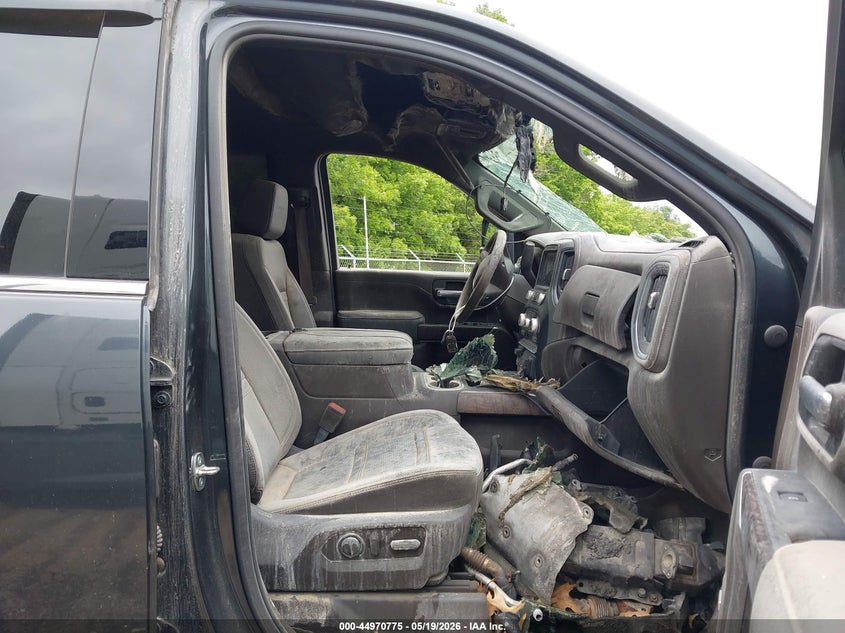 2023 Gmc SIERRA VIN 1GT49WEY1PF114864 IAAI salvage auction — ENGINE BURN, Non-Repairable (Kansas), sold $7,300 on 2026-07-31 (photo 5)