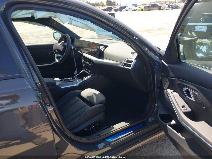 2026 BMW 3er VIN 3MW59FT04T8F97476 IAAI salvage auction — FRONT END, Salvage Title, sold $30,000 on 2026-07-27 (photo 5)
