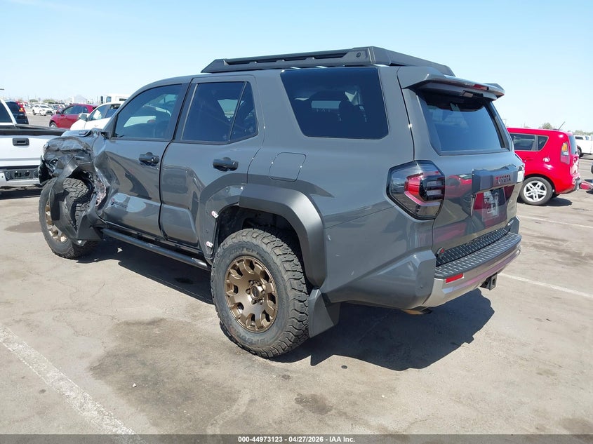 2025 Toyota 4runner VIN JTEVB5BR0S5005175 IAAI salvage auction — LEFT FRONT, Salvage Title, sold $28,500 on 2026-07-21 (photo 3)