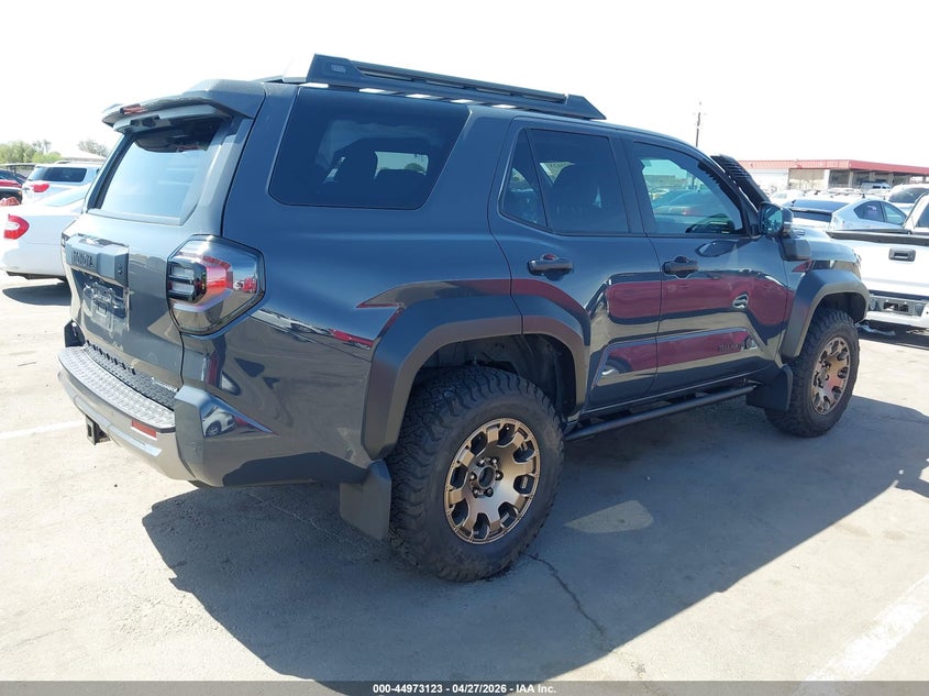 2025 Toyota 4runner VIN JTEVB5BR0S5005175 IAAI salvage auction — LEFT FRONT, Salvage Title, sold $28,500 on 2026-07-21 (photo 4)