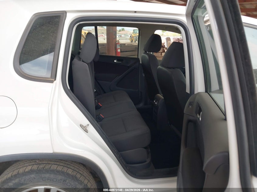 2013 Volkswagen Tiguan VIN WVGAV7AX9DW504927 IAAI salvage auction — NORMAL WEAR, Salvage (Texas), sold $1,525 on 2026-07-14 (photo 8)
