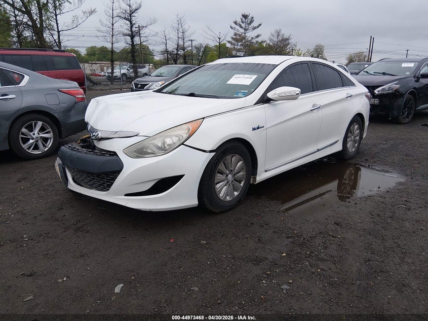 2013 Hyundai VIN KMHEC4A4XDA092218 IAAI salvage auction — FRONT & REAR, Salvage (New Jersey), sold $575 on 2026-07-20 (photo 2)