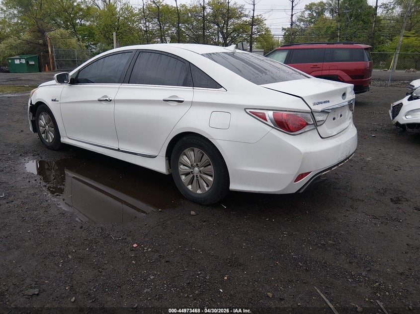 2013 Hyundai VIN KMHEC4A4XDA092218 IAAI salvage auction — FRONT & REAR, Salvage (New Jersey), sold $575 on 2026-07-20 (photo 3)