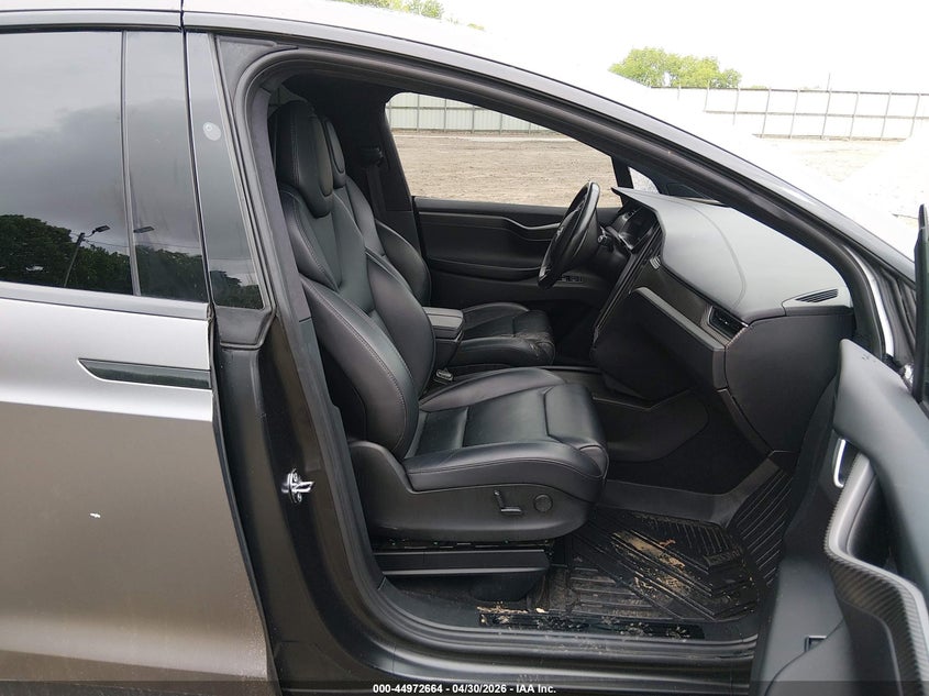 2018 Tesla Model x VIN 5YJXCBE49JF097960 IAAI salvage auction — FRONT & REAR, Salvage (Idaho), sold $3,750 on 2026-07-11 (photo 5)