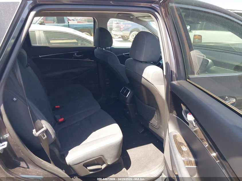 2019 Kia Sorento VIN 5XYPGDA5XKG536043 IAAI salvage auction — FRONT END, Salvage (Texas), sold $2,650 on 2026-07-28 (photo 8)