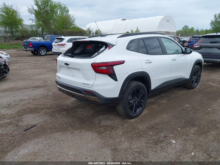2026 Chevrolet Trax VIN KL77LKEP5TC075378 IAAI salvage auction — HAIL, Salvage (Iowa), sold $14,700 on 2026-07-20 (photo 4)