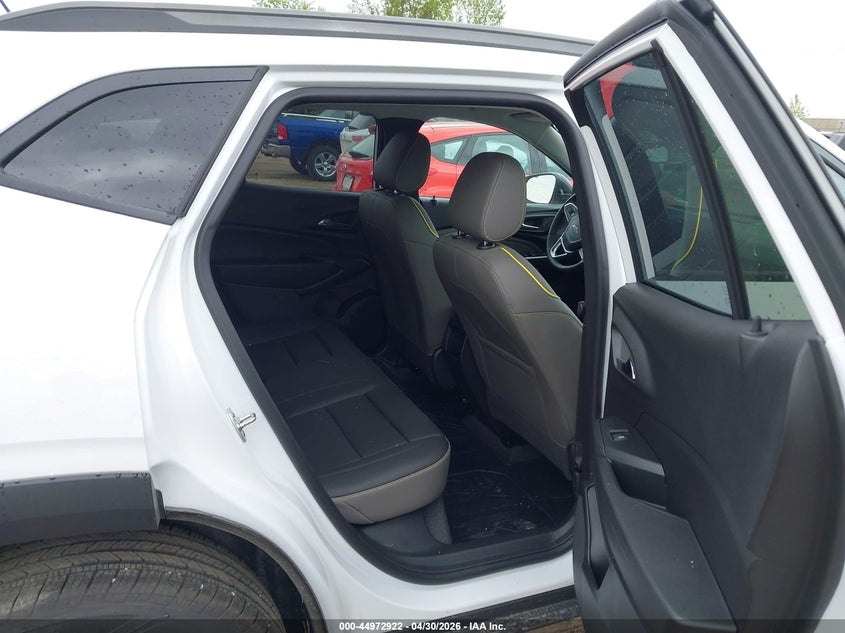 2026 Chevrolet Trax VIN KL77LKEP5TC075378 IAAI salvage auction — HAIL, Salvage (Iowa), sold $14,700 on 2026-07-20 (photo 8)