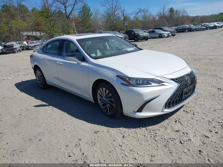 2025 Lexus ES VIN 58AEA1C10SU060227 IAAI salvage auction — REAR END, Salvage (New Hampshire), sold $21,550 on 2026-07-20 (photo 1)