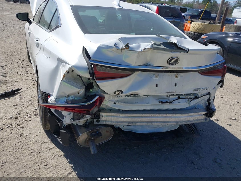 2025 Lexus ES VIN 58AEA1C10SU060227 IAAI salvage auction — REAR END, Salvage (New Hampshire), sold $21,550 on 2026-07-20 (photo 6)