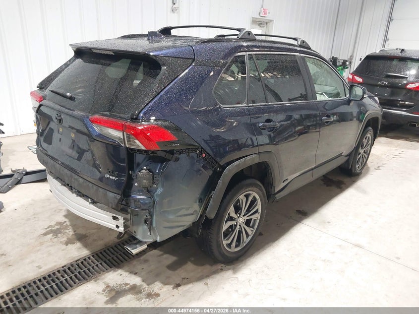 2025 Toyota Rav 4 VIN JTMB6RFV3SJ084102 IAAI salvage auction — REAR END, Salvage (Minnesota), sold $17,900 on 2026-07-27 (photo 4)