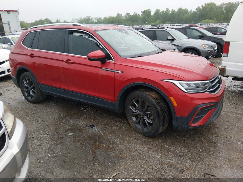 2023 Volkswagen Tiguan VIN 3VVNB7AX0PM114027 IAAI salvage auction — LEFT SIDE, Salvage Title, sold $8,200 on 2026-07-24 (photo 1)