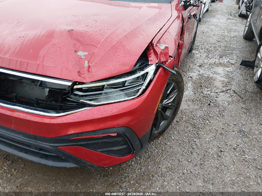 2023 Volkswagen Tiguan VIN 3VVNB7AX0PM114027 IAAI salvage auction — LEFT SIDE, Salvage Title, sold $8,200 on 2026-07-24 (photo 6)