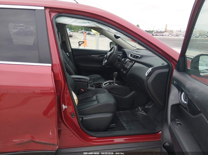 2015 Nissan Rogue VIN 5N1AT2MV7FC886575 IAAI salvage auction — SIDE, Salvage Title, sold $1,350 on 2026-07-11 (photo 5)