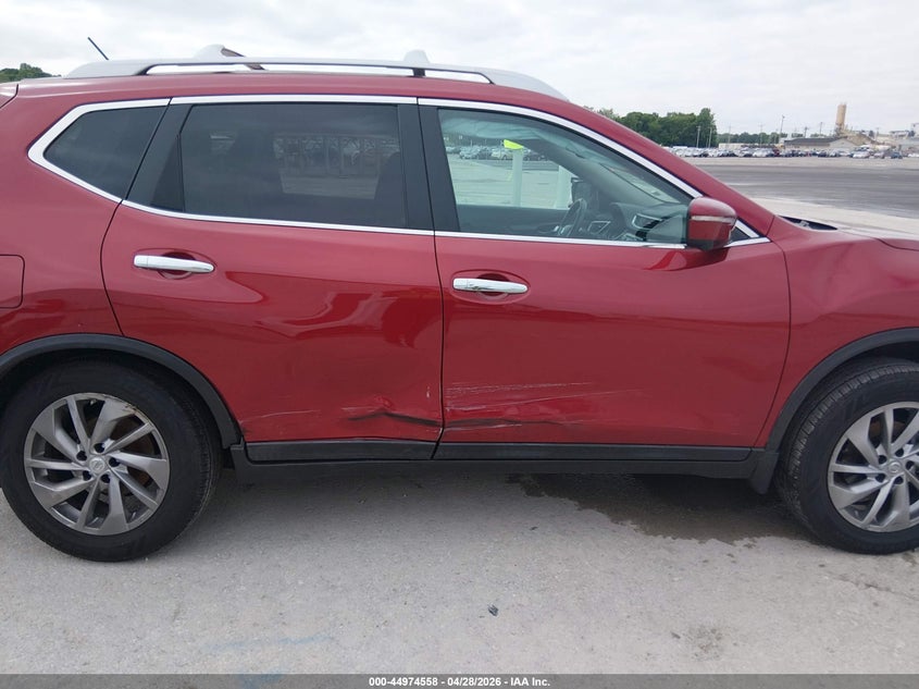 2015 Nissan Rogue VIN 5N1AT2MV7FC886575 IAAI salvage auction — SIDE, Salvage Title, sold $1,350 on 2026-07-11 (photo 6)