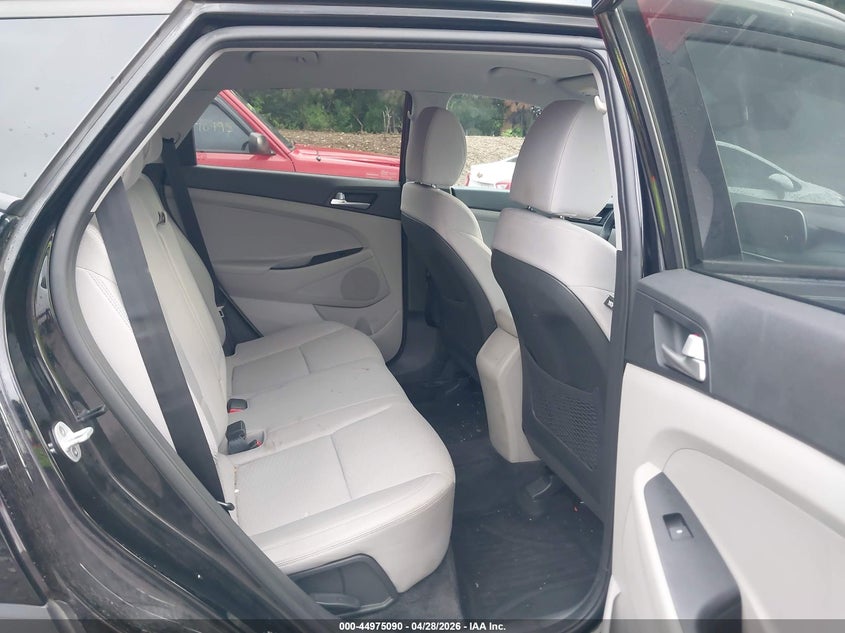 2019 Hyundai Tucson VIN KM8J3CA40KU951076 IAAI salvage auction — REAR END, Salvage Title, sold $2,150 on 2026-07-15 (photo 8)
