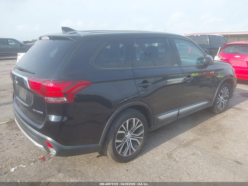 2017 Mitsubishi Outlander VIN JA4AD2A36HZ027900 IAAI salvage auction — LEFT FRONT, Original (Texas), sold $2,750 on 2026-07-08 (photo 4)