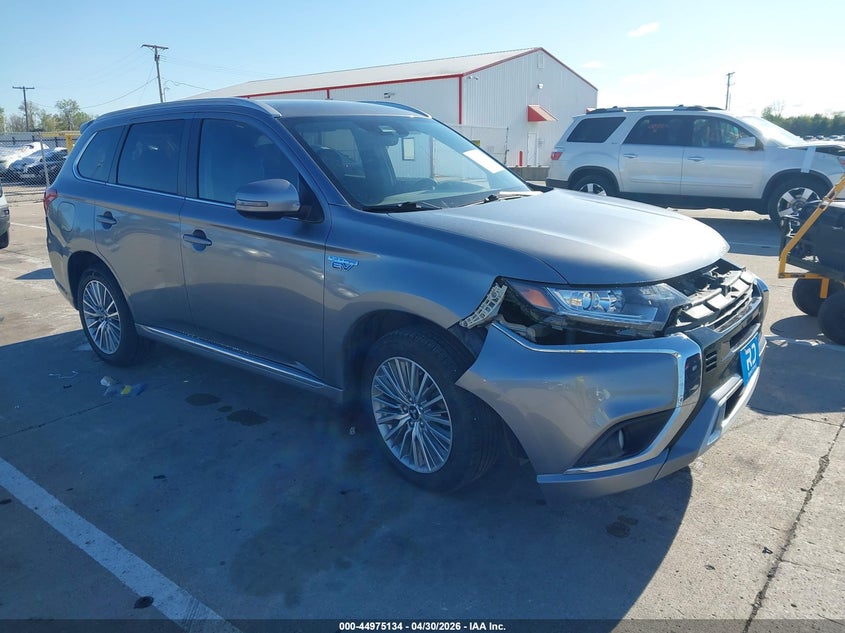 2022 Mitsubishi Outlander VIN JA4J2VA77NZ030410 IAAI salvage auction — SIDE, Salvage (Indiana), sold $8,250 on 2026-07-17 (photo 1)