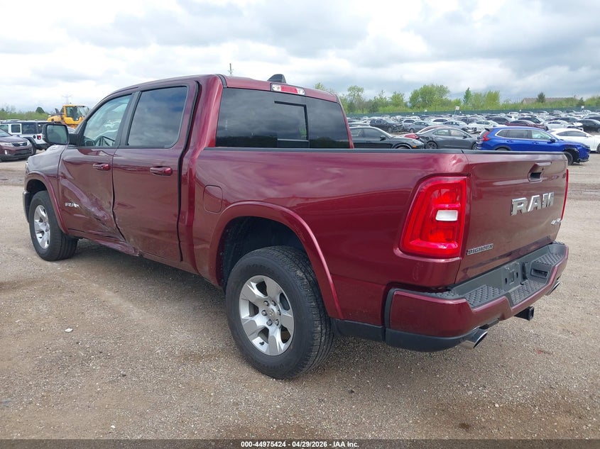 2025 Ram 1500 VIN 1C6SRFFP8SN518232 IAAI salvage auction — LEFT SIDE, Salvage (Illinois), sold $15,600 on 2026-07-29 (photo 3)
