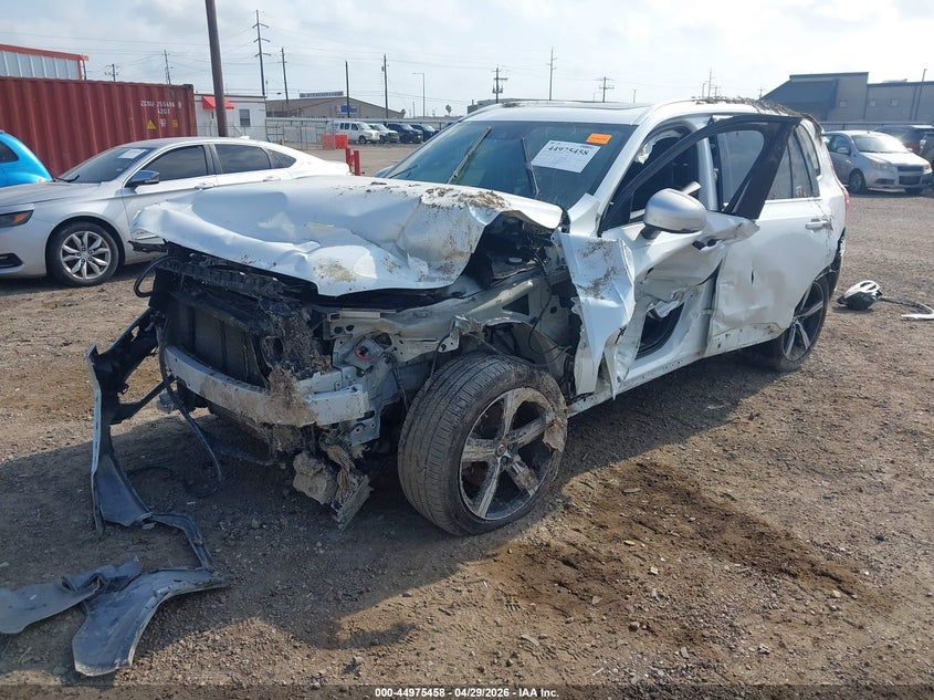 2017 Volvo Xc90 VIN YV4A22PM0H1174558 IAAI salvage auction — ROLLOVER, Non-Repairable (Texas), sold $1,050 on 2026-08-12 (photo 2)