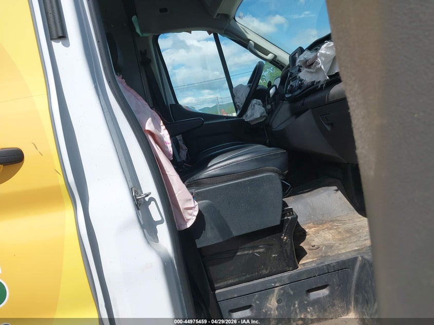 2024 Ford Transit VIN 1FTBR1C82RKB89435 IAAI salvage auction — FRONT END, Salvage Title, sold $14,550 on 2026-10-23 (photo 5)