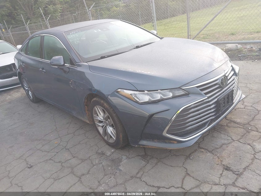 2022 Toyota Avalon VIN 4T1JZ1FB8NU076943 IAAI salvage auction — THEFT, Salvage Title, sold $12,025 on 2026-07-16 (photo 1)