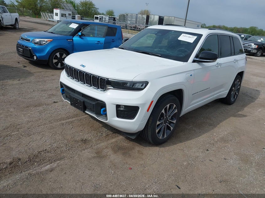 2024 Jeep Grand cherokee VIN 1C4RJYD65RC714719 IAAI salvage auction — HAIL, Salvage (Iowa), sold $25 on 2026-08-07 (photo 2)