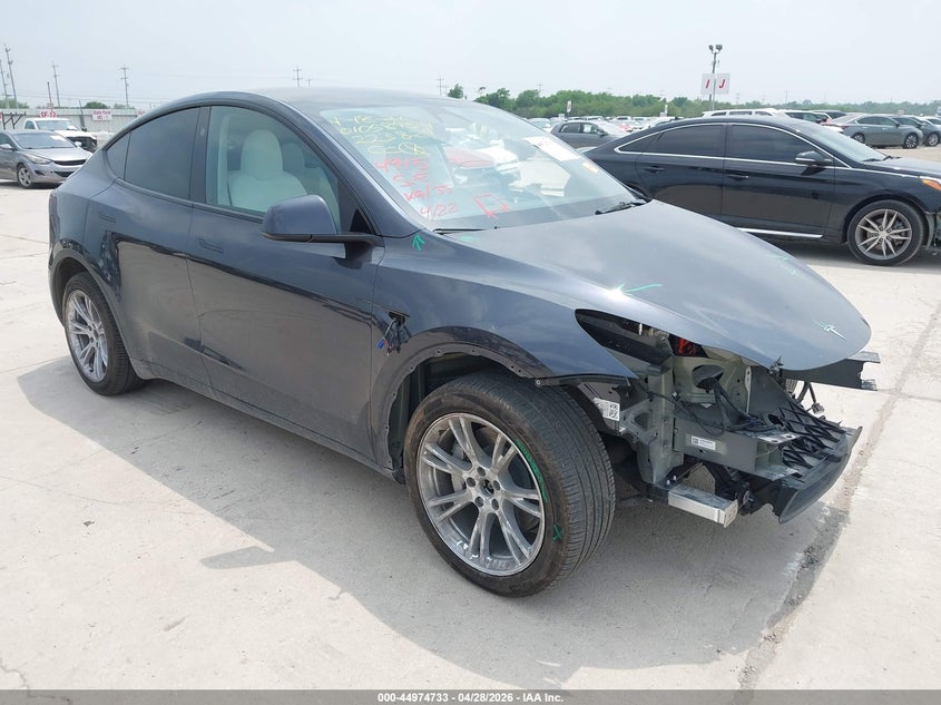 2024 Tesla Model y VIN 7SAYGDEE6RA223829 IAAI salvage auction — FRONT END, Original (Texas), sold $16,100 on 2026-08-24 (photo 1)