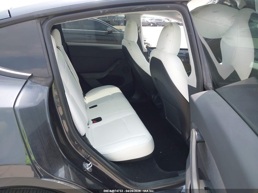 2024 Tesla Model y VIN 7SAYGDEE6RA223829 IAAI salvage auction — FRONT END, Original (Texas), sold $16,100 on 2026-08-24 (photo 8)