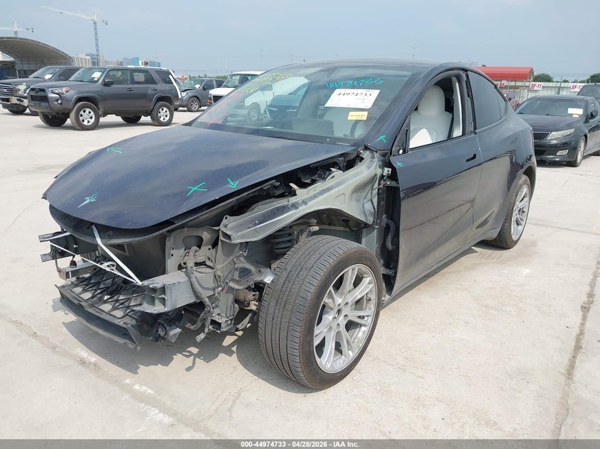 2024 Tesla Model y VIN 7SAYGDEE6RA223829 IAAI salvage auction — FRONT END, Original (Texas), sold $16,100 on 2026-08-24 (photo 2)