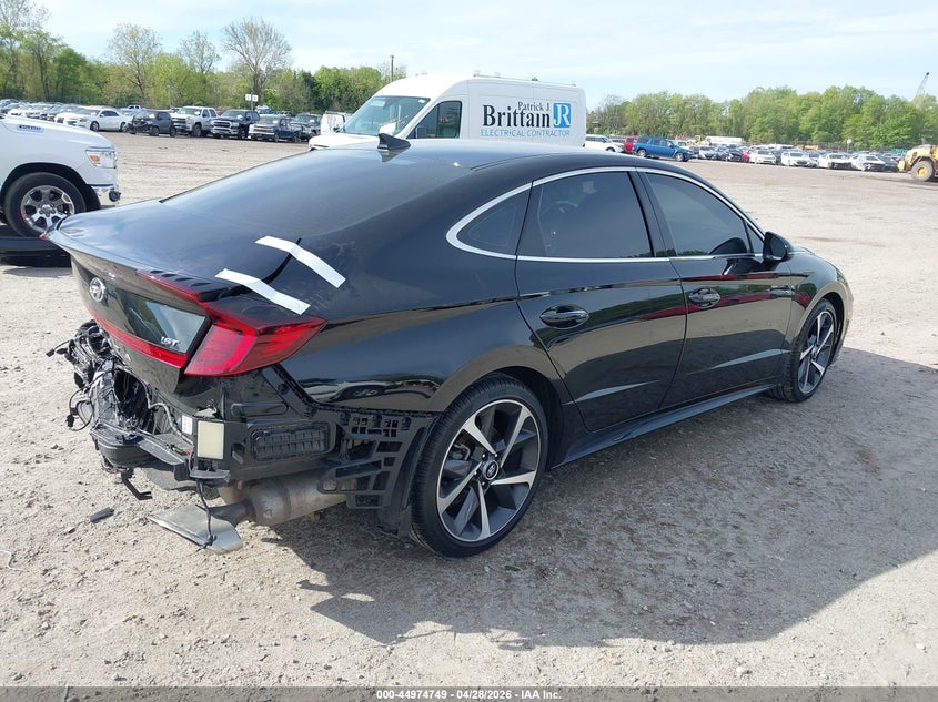 2021 Hyundai Sonata VIN 5NPEJ4J21MH082338 IAAI salvage auction — REAR END, Salvage Title, sold $4,350 on 2026-07-21 (photo 4)