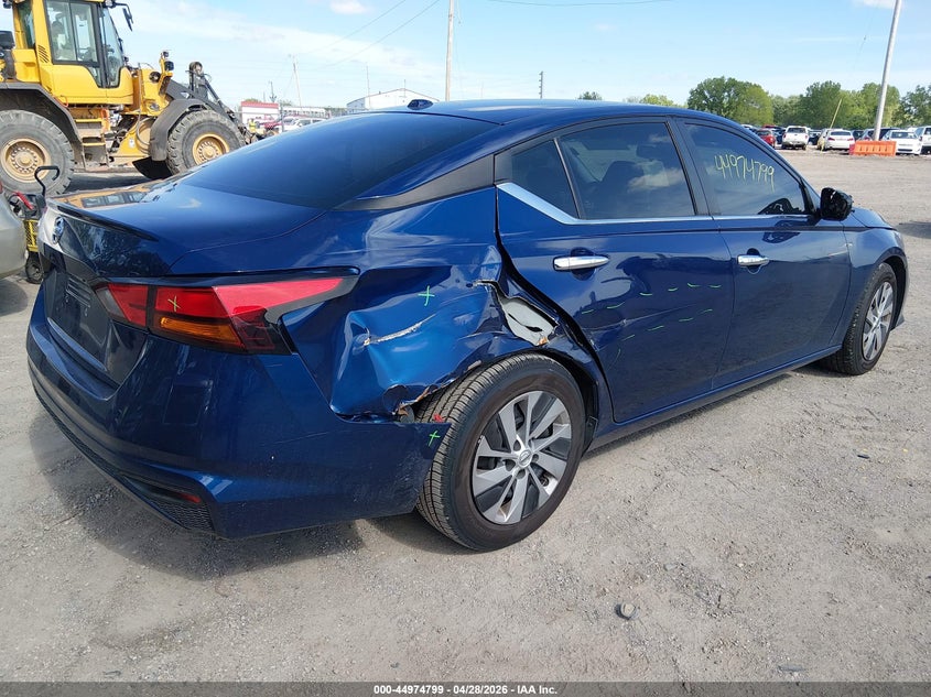 2020 Nissan Altima VIN 1N4BL4BV2LC252972 IAAI salvage auction — RIGHT SIDE, Wait Title, sold $2,750 on 2026-07-19 (photo 4)