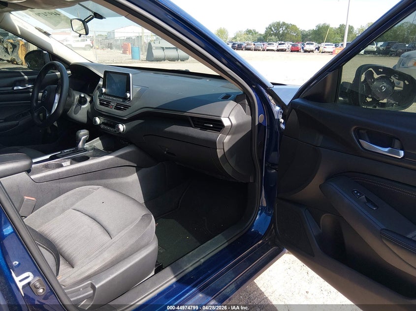 2020 Nissan Altima VIN 1N4BL4BV2LC252972 IAAI salvage auction — RIGHT SIDE, Wait Title, sold $2,750 on 2026-07-19 (photo 5)