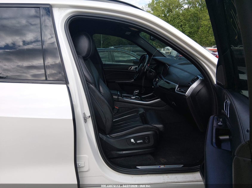 2020 BMW X5 VIN 5UXCR6C04L9B08723 IAAI salvage auction — FRONT END, Salvage Title, sold $15,400 on 2026-09-02 (photo 5)
