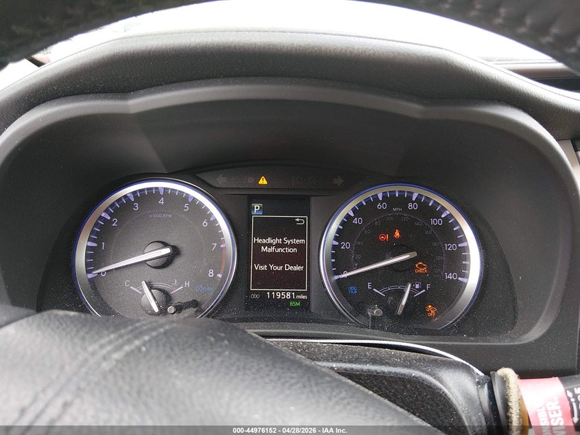 2019 Toyota Highlander VIN 5TDDZRFHXKS708572 IAAI salvage auction — FRONT END, Salvage (West Virginia), sold $10,600 on 2026-07-15 (photo 7)