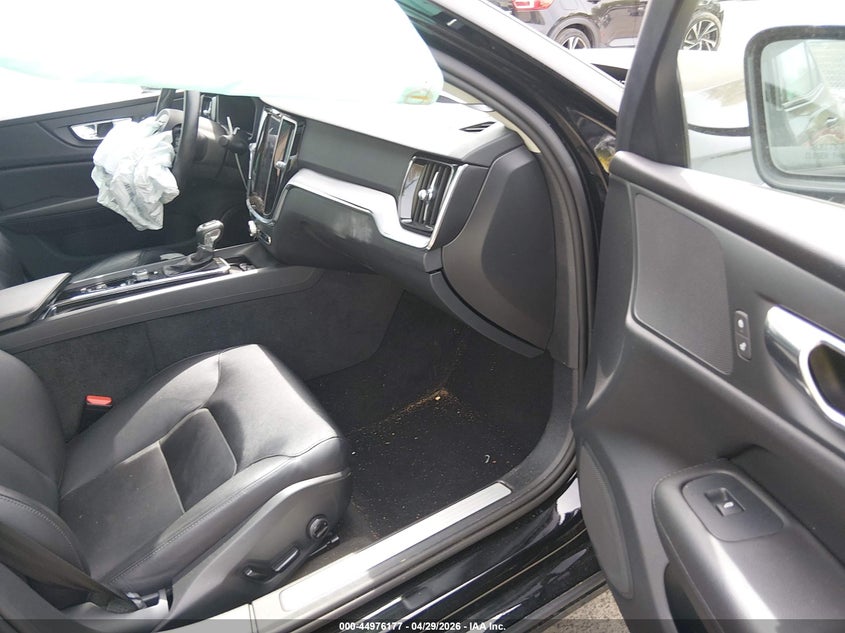 2019 Volvo S60 VIN 7JR102FK6KG016529 IAAI salvage auction — RIGHT FRONT, Salvage Title, sold $4,850 on 2026-07-09 (photo 5)