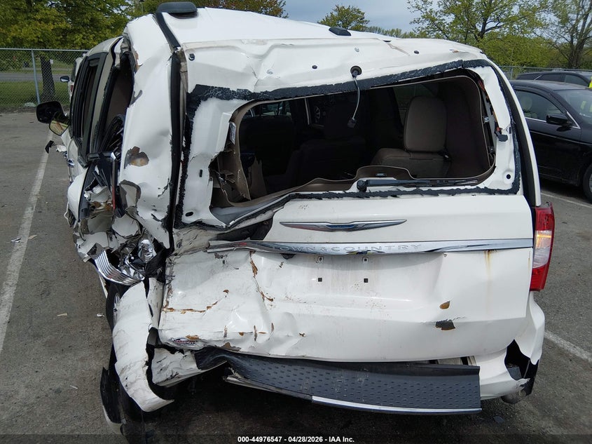 2013 Chrysler Town & country VIN 2C4RC1CG9DR570815 IAAI salvage auction — FRONT & REAR, Salvage Title, sold $1,350 on 2026-07-20 (photo 6)