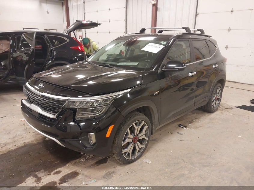 2021 Kia Seltos VIN KNDETCA21M7116397 IAAI salvage auction — FRONT END, Scrap (Michigan), sold $3,000 on 2026-07-14 (photo 2)