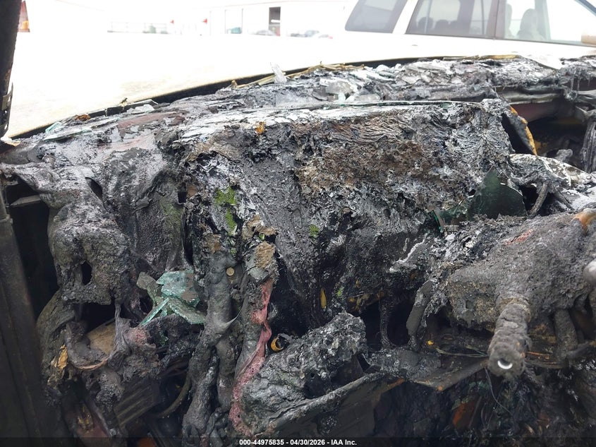 1997 Chevrolet S-10 pickup VIN 1GCEK14R9VZ147239 IAAI salvage auction — TOTAL BURN, Parts Only Bos (Minnesota), sold $150 on 2026-07-07 (photo 7)
