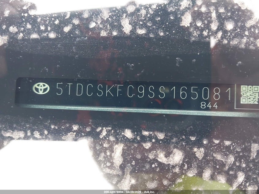 2025 Toyota Sienna VIN 5TDCSKFC9SS165081 IAAI salvage auction — FRONT END, Original (Texas), sold $24,200 on 2026-07-29 (photo 9)